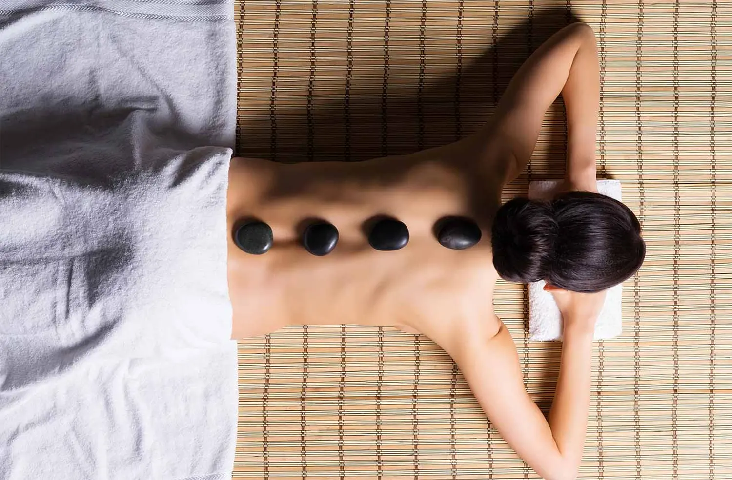 Hot-Stone Massage von Vital Thai Massage & Spa